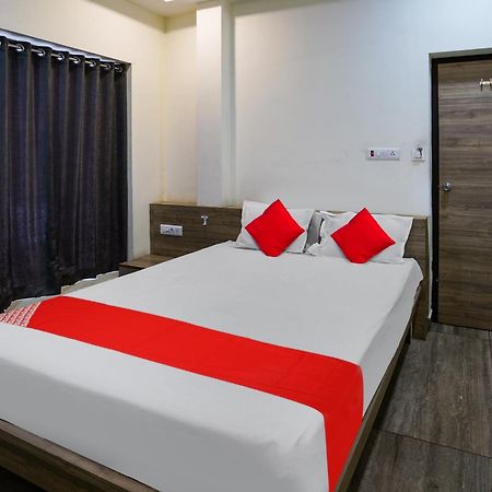 Oyo Flagship Pawan Park Hotel Vellore Bagian luar foto