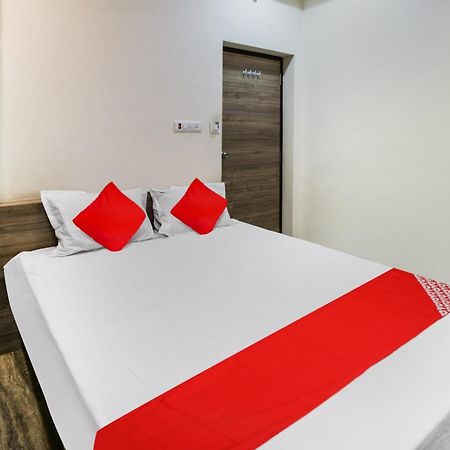 Oyo Flagship Pawan Park Hotel Vellore Bagian luar foto